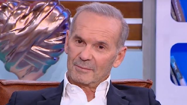 Πέτρος Κωστόπουλος: &quot;Ο Μάξιμος μένει με τη μαμά του και τρεις μέρες με μένα - Είναι 17 και υποφέρω&quot;