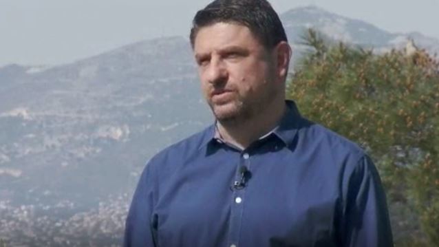 Νίκος Χαρδαλιάς: Η συγκίνηση on camera, οι διακοπές που ΔΕΝ θα πάει &amp; τα τρυφερά λόγια για τις κόρες του