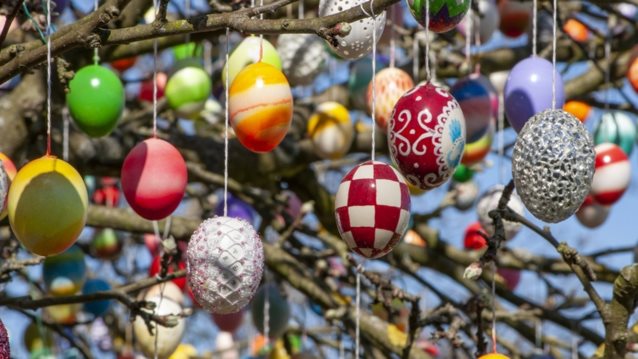 Μεγάλη Εβδομάδα: Το εορταστικό ωράριο - Ανοιχτά καταστήματα την Κυριακή των Βαΐων - Πώς θα λειτουργήσουν τα σούπερ μάρκετ