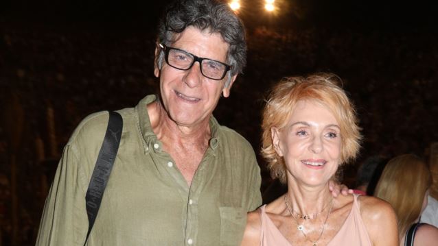 Ναταλία Τσαλίκη και Γιάννης Μπέζος σε σπάνια φωτογραφία από τις καλοκαιρινές τους διακοπές