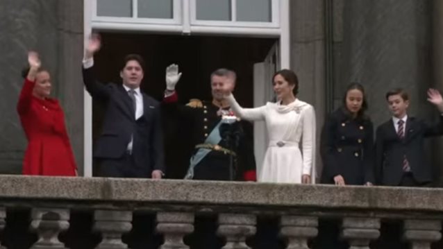Η στιγμή που ο πρίγκιπας Frederik ανακυρήσεται βασιλιάς της Δανίας