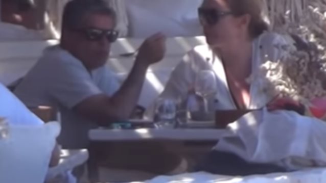 Τατιάνα Στεφανίδου - Νίκος Ευαγγελάτος: Μαζί στη Μύκονο: Δείτε τους στην παραλία!