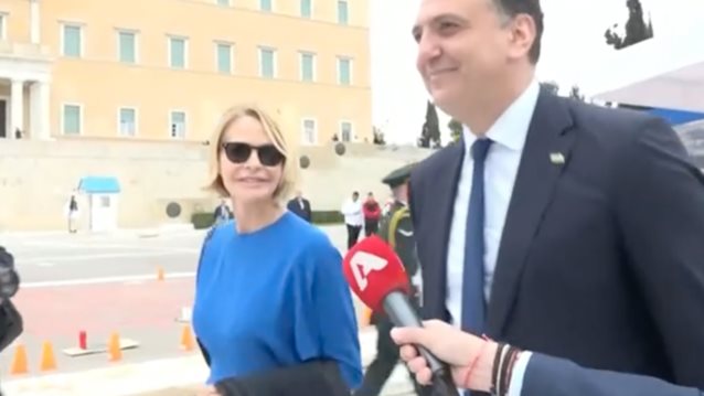 Τζένη Μπαλατσινού: "Ο Κωνσταντίνος Καρέτσας είναι ένα παιδί σπάνιο και παράδειγμα για τη νέα γενιά"