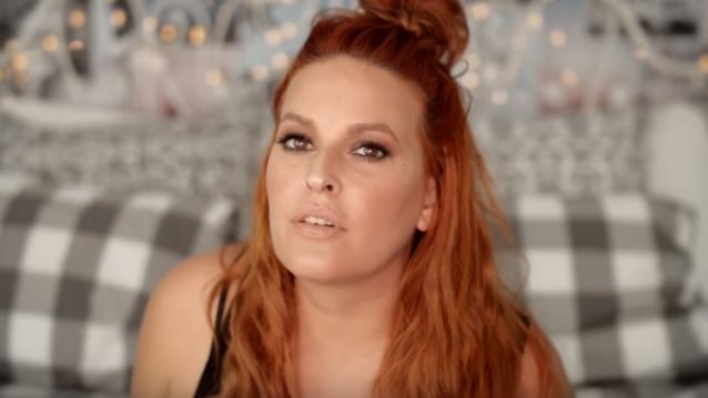 Σίσσυ Χρηστίδου: Κι όμως συνέβη! Αποκαλύπτει τα μυστικά για εντυπωσιακό ρετούς στις φωτογραφίες της στο Instagram