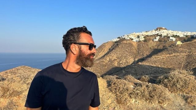 Ο Άγγελος Μπράτης ξεκίνησε τις διακοπές του μετά το τέλος του &quot;GNTM&quot;