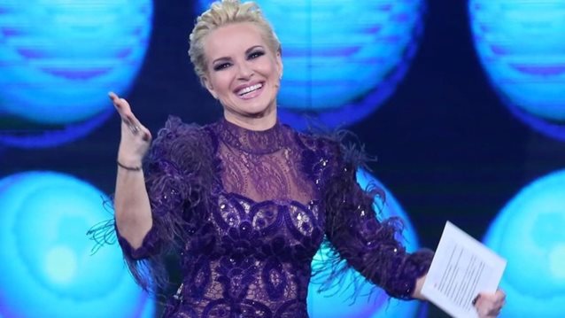 Μαρία Μπεκατώρου : Οι λεπτομέρειες του look της στο τέταρτο show του Your Face Sounds Familiar