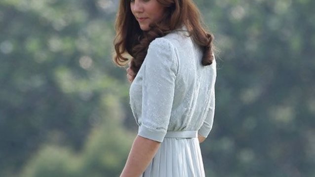 Κate Middleton
: Η πρώτη της εμφάνιση με φουσκωμένη κοιλίτσα είναι γεγονός!