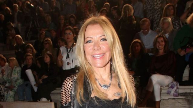 Η Μαριάννα Λάτση με geometric prints και τις top εσπαντρίγες του καλοκαιριού στην Αθηναϊκή Ριβιέρα