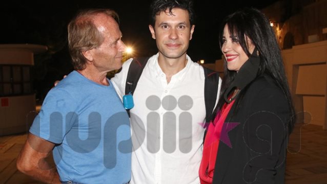 Ορφέας Αυγουστίδης: Η σπάνια κοινή εμφάνιση με τους γονείς του | Όλες οι φωτογραφίες