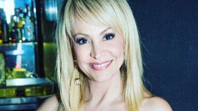 Τέτα Καμπουρέλη: &quot;Πιστεύω στην αθωότητα του συζύγου μου&quot;