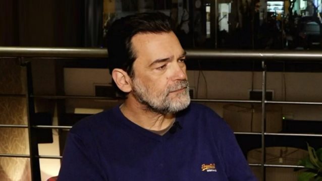 Κωνσταντίνος Καζάκος: &quot;Πολλοί συνάδελφοι που έγιναν σκηνοθέτες φέρονται άσχημα σε ηθοποιούς&quot;