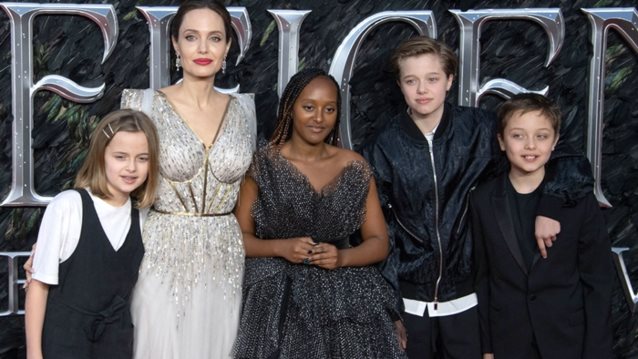 Angelina Jolie: Αποκάλυψε ότι δύο από τα παιδιά της υποβλήθηκαν σε χειρουργικές επεμβάσεις

