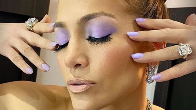 Μανικιούρ: Τα - μέχρι τώρα - άγνωστα μυστικά για μανικιούρ επαγγελματικών προδιαγραφών
