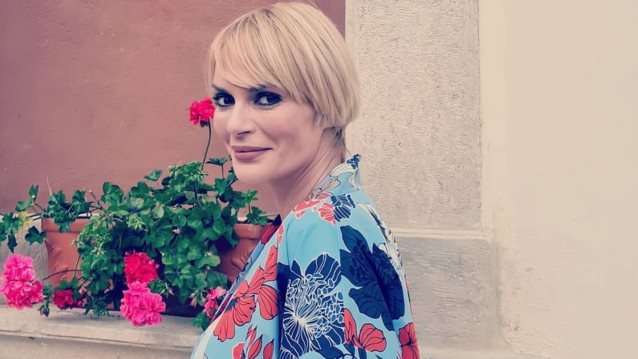 Έλενα Χριστοπούλου | Το γαλλικό άρωμα που φορά κάθε μέρα