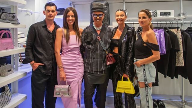 A Myconian night by Karl Lagerfeld | Όσα έγιναν στα εγκαίνια του πρώτου pop up store στη Μύκονο