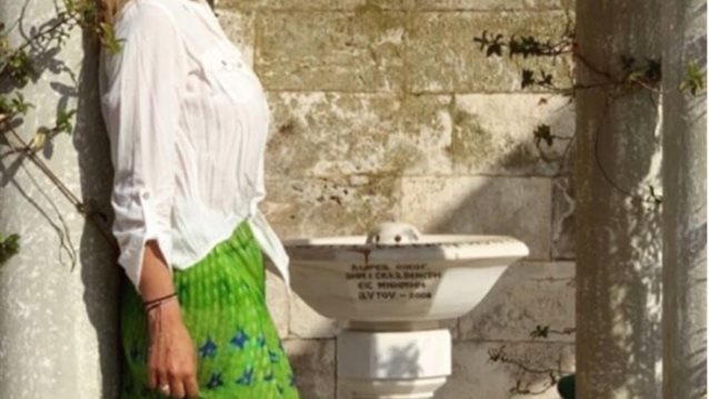 Δέσποινα Καμπούρη 
: Το πρόβλημα υγείας της 3χρονης κόρης της και το δημόσιο μήνυμα