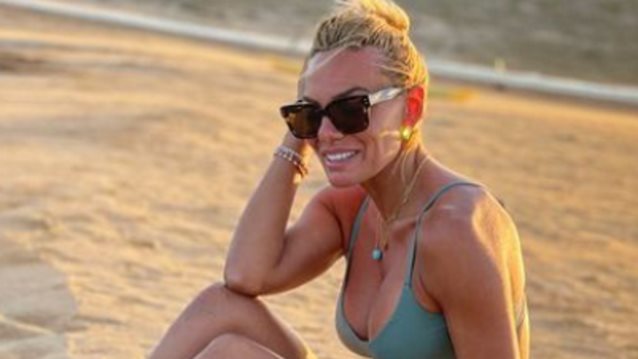 Ιωάννα Μαλέσκου | Πιο εντυπωσιακή από ποτέ κάτω από το ηλιοβασίλεμα της Ρόδου