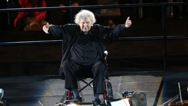 &quot;Έφυγε&quot; από τη ζωή ο Μίκης Θεοδωράκης