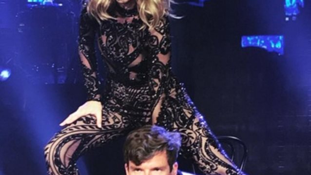 Celine Dion: Είναι ερωτευμένη με 32χρονο χορευτή της!