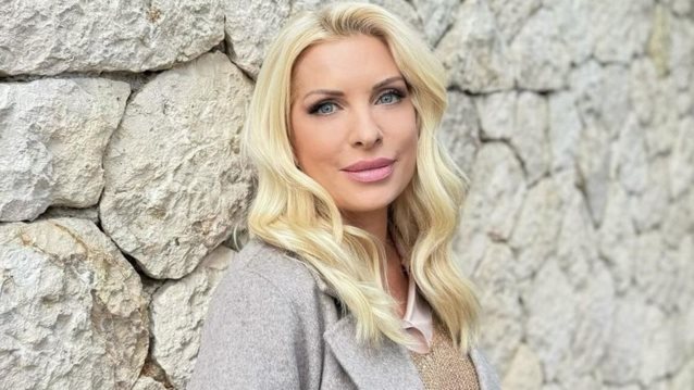 Η αντίδραση της Ελένης Μενεγάκη στο σχόλιο για την απουσία της από την τηλεόραση