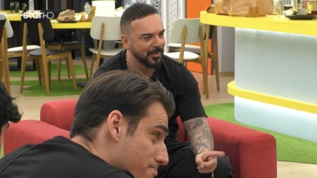 Fame Story | Άννα στον Τριαντάφυλλο: &quot;Με κοιτάς από τη θέση της εξουσίας&quot;