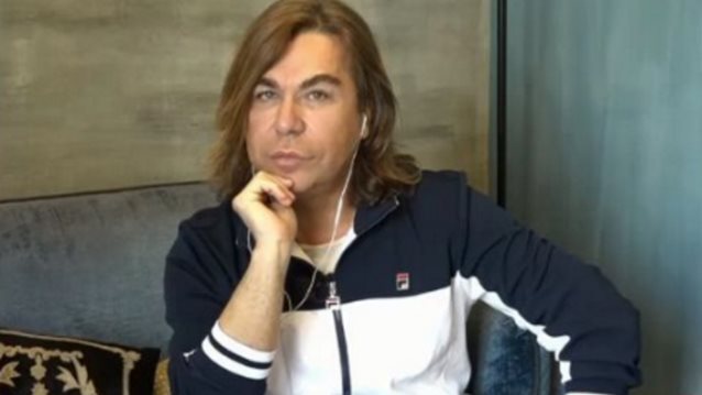 Τρύφωνας Σαμαράς: «Θέλω να κάνω τον κόσμο να διασκεδάζει»