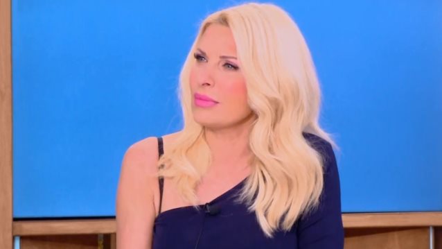 Ελένη Μενεγάκη: &quot;Συγγνώμη που σας διακόπτω αλλά επειδή είμαι μάνα κάπως καταλαβαίνω&quot;