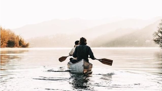 Οι πιο ωραίες ιδέες για φθινοπωρινά ραντεβού: Μήπως είναι ο καιρός να έρθετε πιο κοντά;