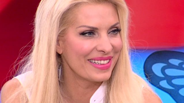 Ελένη Μενεγάκη: Η εμφάνιση στην εκπομπή της Τετάρτης: Ξέρουμε τι φόρεσε!