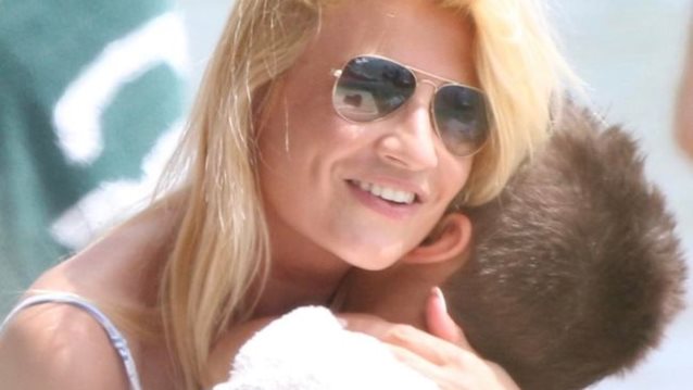 Φαίη Σκορδά: Η αναφορά στο πρόβλημα υγείας του γιου της