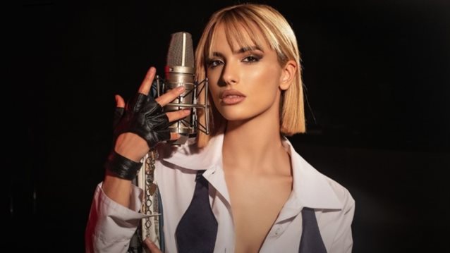 Full in love η Κατερίνα Λιόλιου - Ένας χρόνος έρωτα με τον σύντροφό της