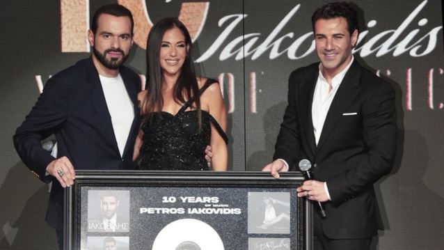 Ο Πέτρος Ιακωβίδης γιόρτασε 10 χρόνια στη δισκογραφία - Όλες οι φωτογραφίες