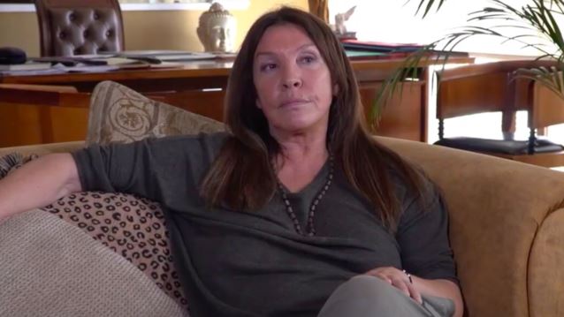 Συγκλονίζει η Βάνα Μπάρμπα: &quot;Αυτό που πέρασα ήταν μια πρώτη μορφή καρκίνου, δεν ήμουν στο στάδιο 4&quot;