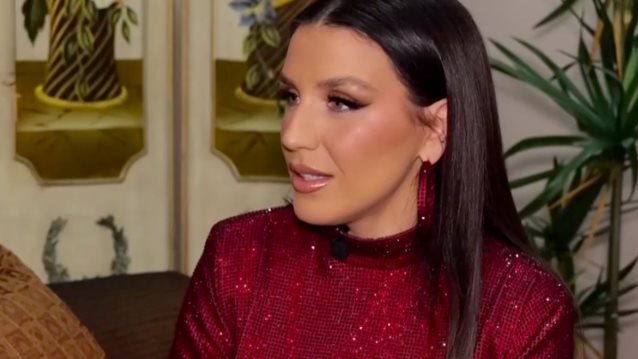 Ιουλία Καλλιμάνη: "Με ενοχλεί πολύ να με προσβάλλει κάποιος. Η δράση φέρνει αντίδραση"