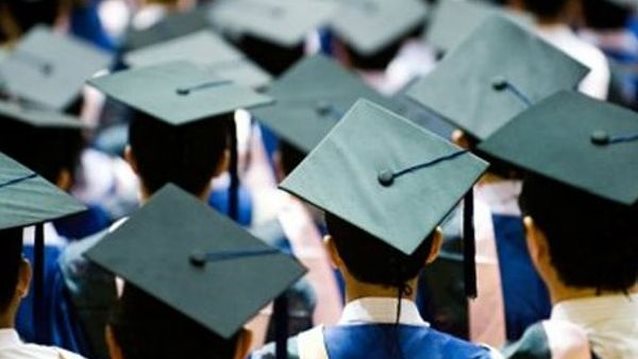 Brexit: Πώς επηρεάζει τους Έλληνες φοιτητές και εργαζομένους στη Μεγάλη Βρετανία;