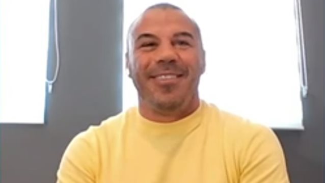 Ο Μιχάλης Ζαμπίδης στις πρώτες δηλώσεις μετά την είδηση ότι θα γίνει μπαμπάς: "Είναι 7 μηνών, δεν το είχαμε πει πουθενά"