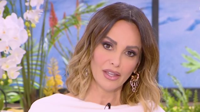 Μπέττυ Μαγγίρα: "Την καταπίεζε ψυχολογικά, ερχόταν στο σπίτι και έκλαιγε"