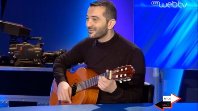 Video Of The Day: Ο Λεωνίδας Κουτσόπουλος τραγουδάει Σάκη Ρουβά στον αέρα της ΕΡΤ!