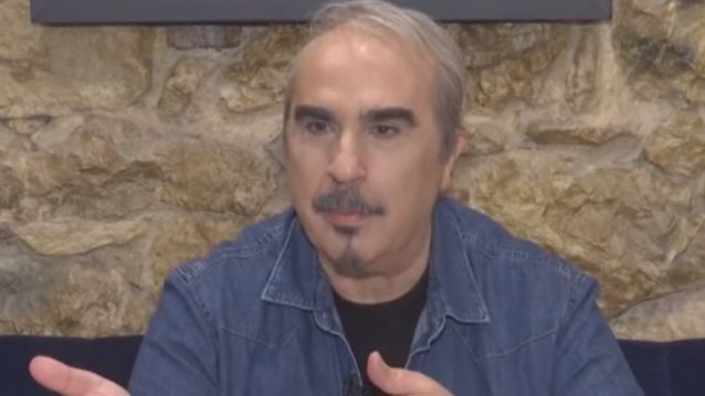 Κόλαφος ο Βαγγέλης Περρής: &quot;Αν οι Droulias δεν είχαν πάει σε reality, δεν θα τους ήξερε ούτε η μάνα τους&quot;