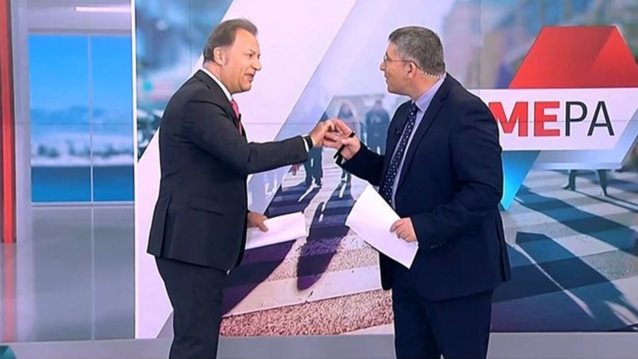 Δημήτρης Οικονόμου και Άκης Παυλόπουλος τρολάρουν την είδηση για το πάρκινγκ: &quot;Όταν βγάλει ένα αυτοκίνητο ο Αλαφούζος, τότε θα βάλεις το δικό σου!&quot;