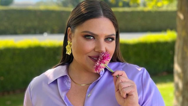 Δανάη Μπάρκα | To γλυκό post που έκανε για την ονομαστική γιορτή της Βίκυς Σταυροπούλου