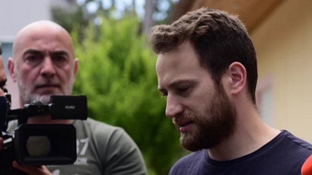 Γλυκά Νερά: Το κινητό τηλέφωνο του Μπάμπη και τα βίντεο από τις κάμερες στο σπίτι, απαντούν αν είχε συνεργό στη δολοφονία της Κάρολαϊν