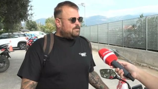 Ο Νικόλας Ράπτης για τον γάμο του: &quot;Χαίρομαι που το σεβάστηκαν οι φωτογράφοι&quot;