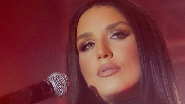 Η Ιουλία Καλλιμάνη έρχεται με το "Έφυγε;"