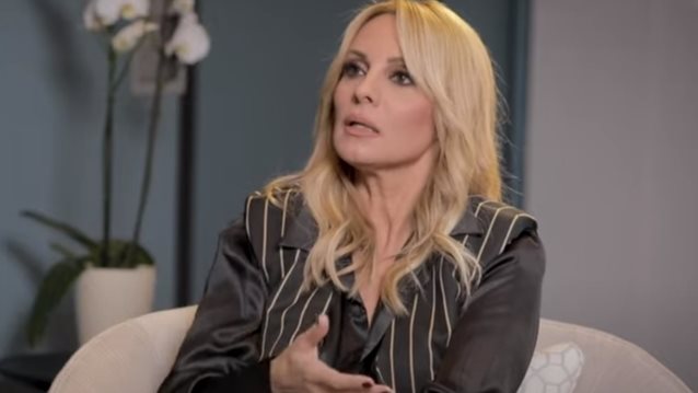 Πέγκυ Ζήνα: &quot;Δεν μπορεί να μου λέει κάποιος στο αυτί μου &quot;μην απαντήσεις&quot; για να κάνει νούμερα τηλεθέασης&quot;