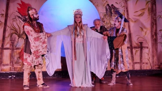 Η Νεράιδα του Φεγγαριού Με Τη Σάρα Εσκενάζη : Δηλώστε συμμετοχή στον διαγωνισμό και κερδίστε διπλές προσκλήσεις!