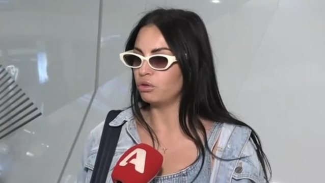 Η αμηχανία της Δήμητρας Αλεξανδράκη σε ερώτηση για το Δημήτρη Αλεξάνδρου: "Είμαι δίπλα στην Ιωάννα"