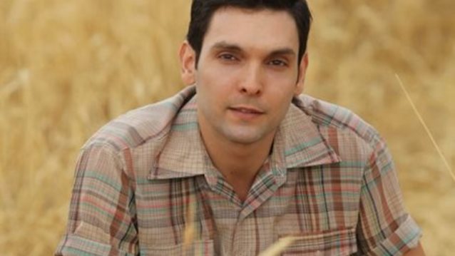 Ιωάννης Αθανασόπουλος: Ο Γιάννος από τις «Άγριες Μέλισσες» μπαίνει σε μια άκρως πολυσυζητημένη παράσταση!