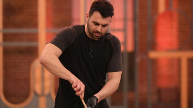 MasterChef | &quot;Με κυνηγάει το αγγούρι του Μπέλλου&quot;