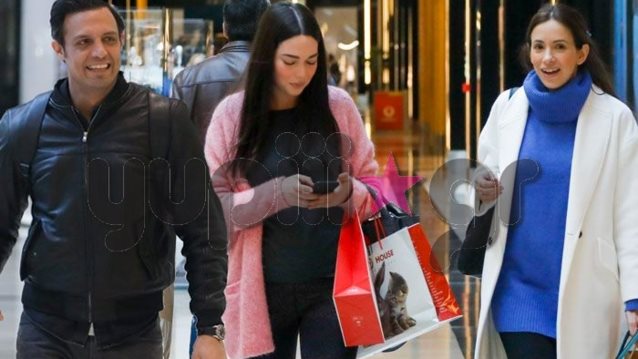 Πούμπουρας | Θεοχαρίδη | Νταφοπούλου: Χαλαρή βόλτα για τους νέους γονείς! Πού συναντήθηκαν;